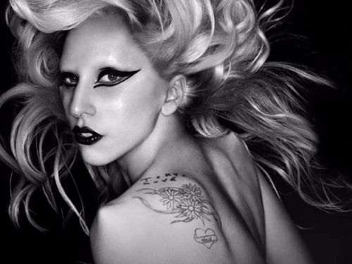 lady-gaga tokio amor tatuaje