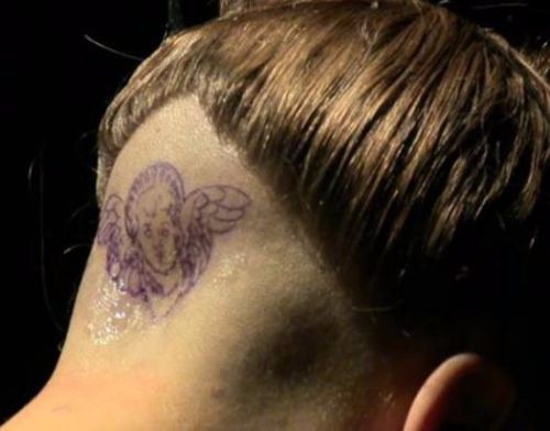 lady_gaga_neck_angel_tattoo