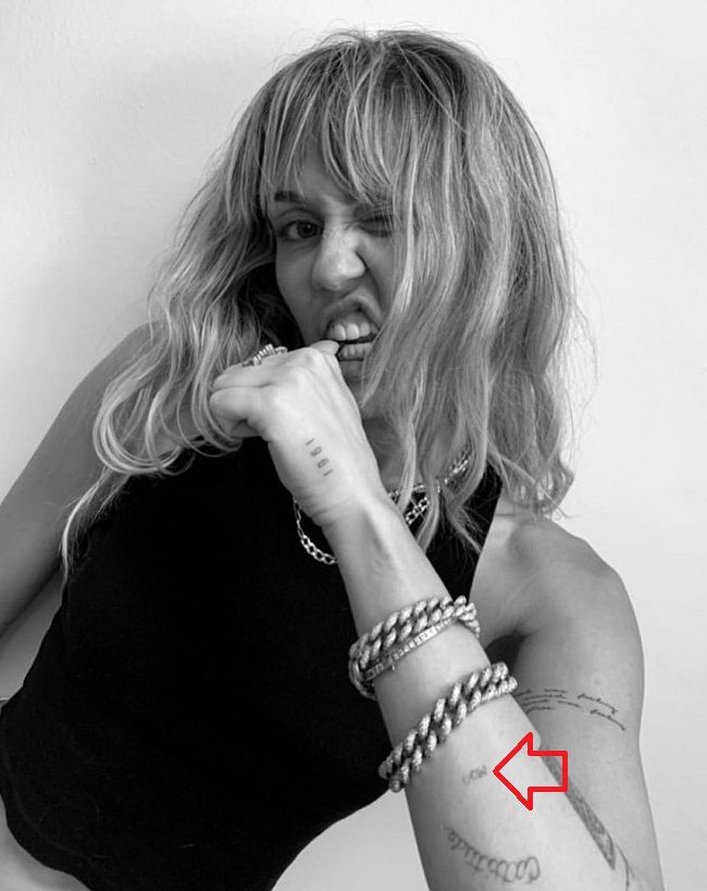 Miley Cyrus 74 Tattoos Their Meanings Body Art Guru Miley Cyrus 74 Tattoos Their Meanings Body Art Guru