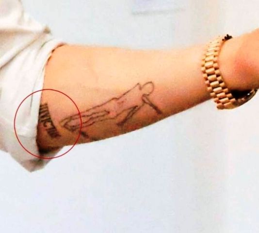 Brad Pitt's 10+ Tattoos & Their Meanings - Body Art Guru
