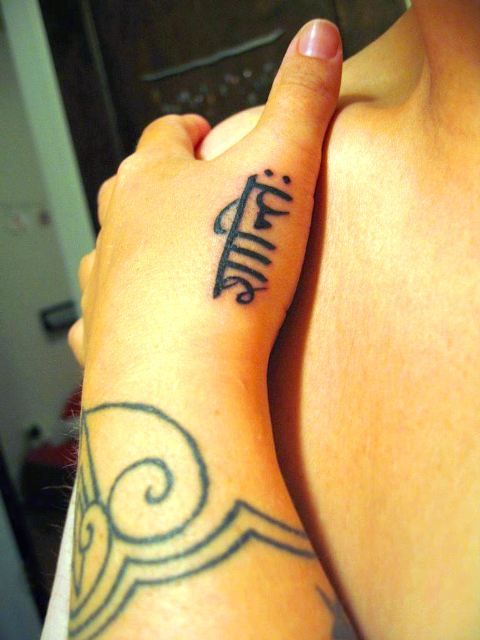 10-amazing-hindi-tattoo-designs-with-meanings-body-art-guru