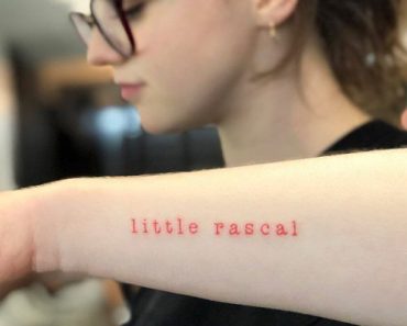 Maisie Williams’ 6 Tattoos & Their Meanings