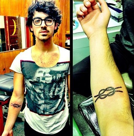 Joe Jonas rope tattoo