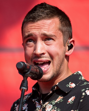 Tyler Joseph Tattoos Wife Net Worth And Relationship With Jenner Black   Celebily