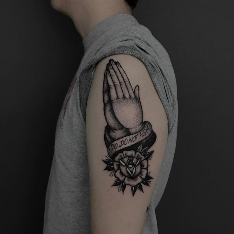 37 Cool Praying Hands Tattoo Designs With Meanings - Body Art Guru