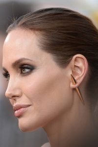 60+ Celebrities With Ear Piercings - Body Art Guru