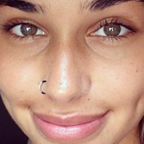 65 Celebrities With Nose Piercing 