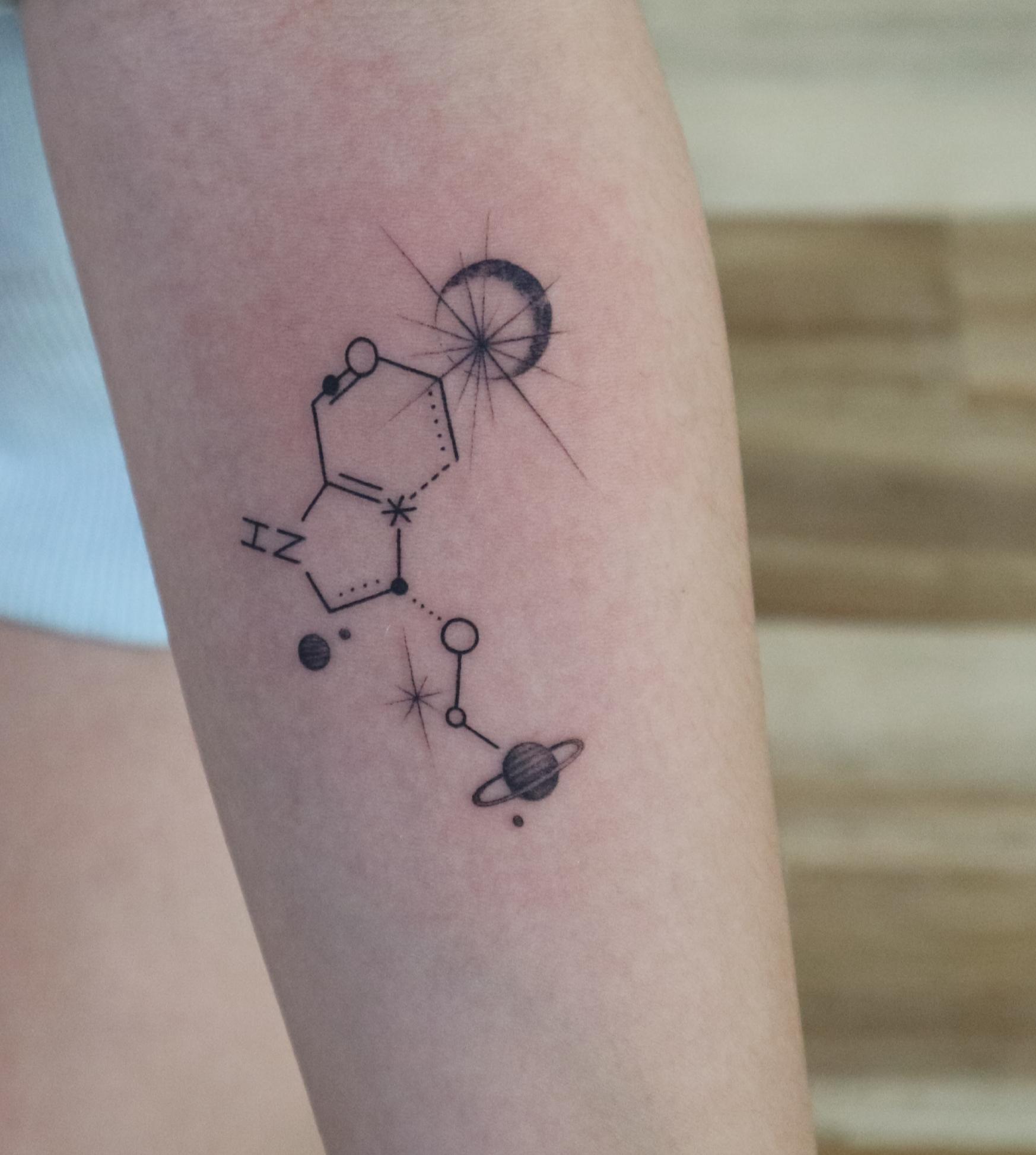 serotonin structure tattoo