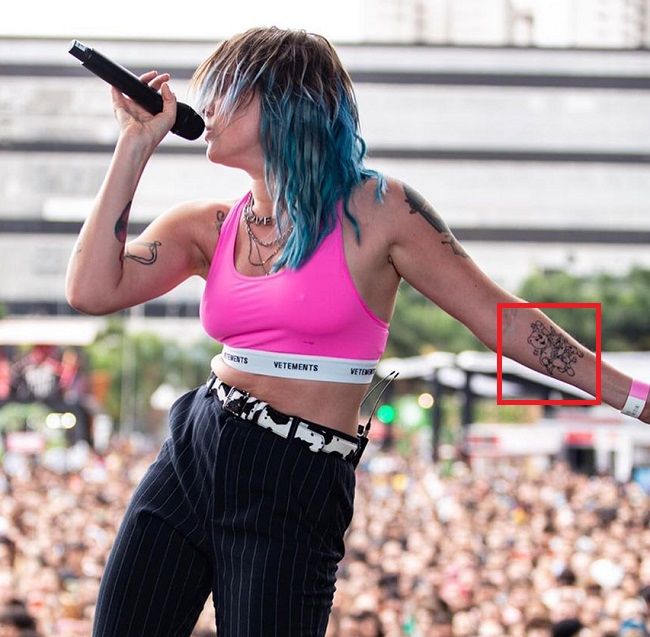 Tove Lo s 8 Tattoos Their Meanings Body Art Guru Tove Lo s 8 Tattoos Their Meanings Body Art Guru