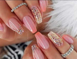 100 Amazing French Manicure & French Nail Art Ideas - Body Art Guru