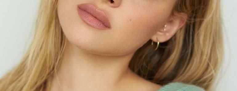 Nicola Peltz’s 3 Tattoos & Their Meanings