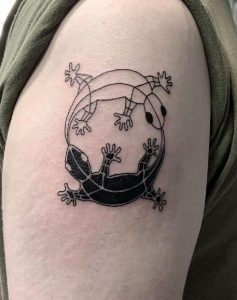 50+ Amazing Lizard Tattoos with Meaning - Body Art Guru
