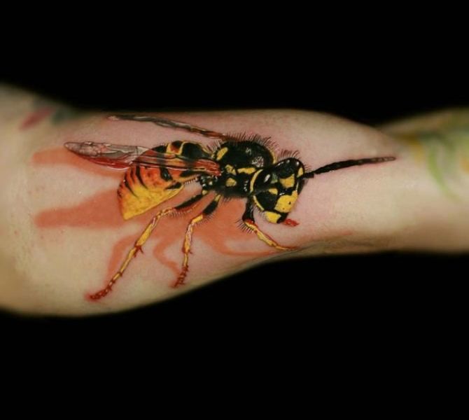 3-D Wasp Tattoo