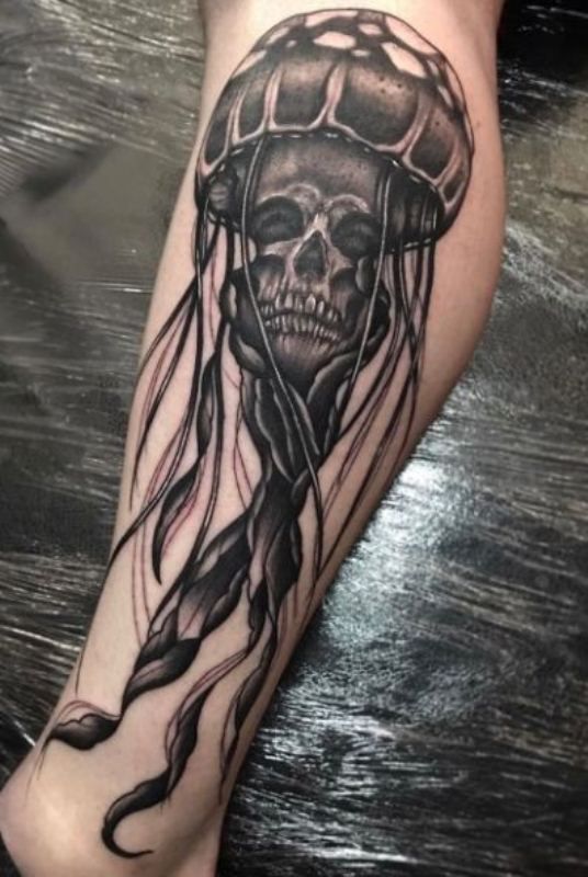 'Jellyfish with a Skull' Tattoo