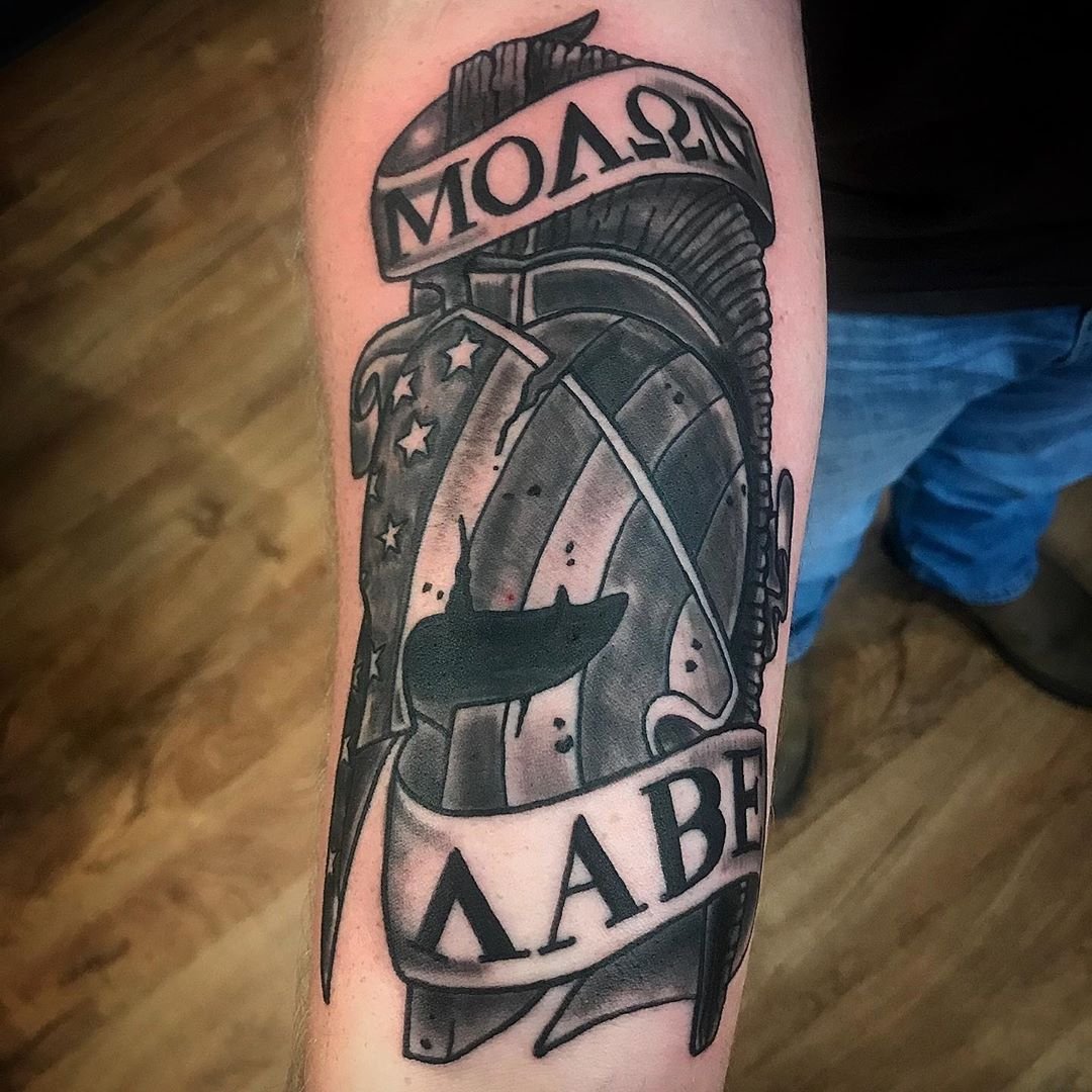 140 Awesome Molon Labe Tattoo Ideas with Meanings and Celebrities - Body Art Guru