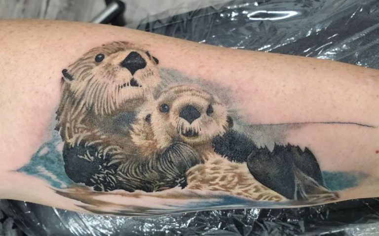 40+ Amazing Otter Tattoos with Meaning - Body Art Guru
