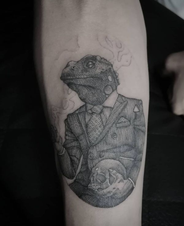 'Iguana wearing Formals' Tattoo