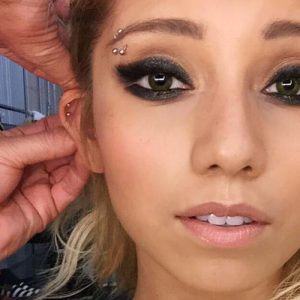 10 Celebrities with Eyebrow Piercing - Body Art Guru