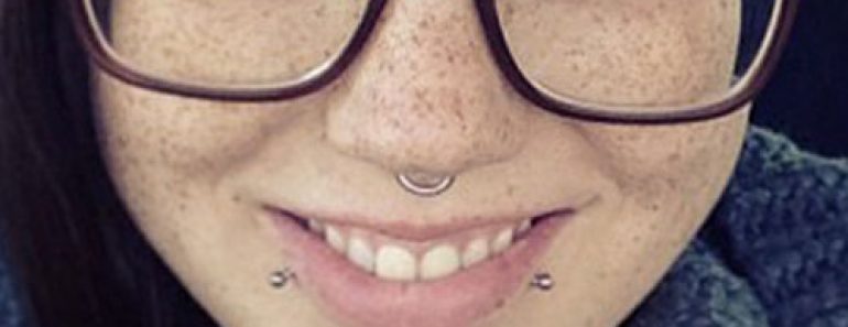 8 Celebrities with Lip Piercing