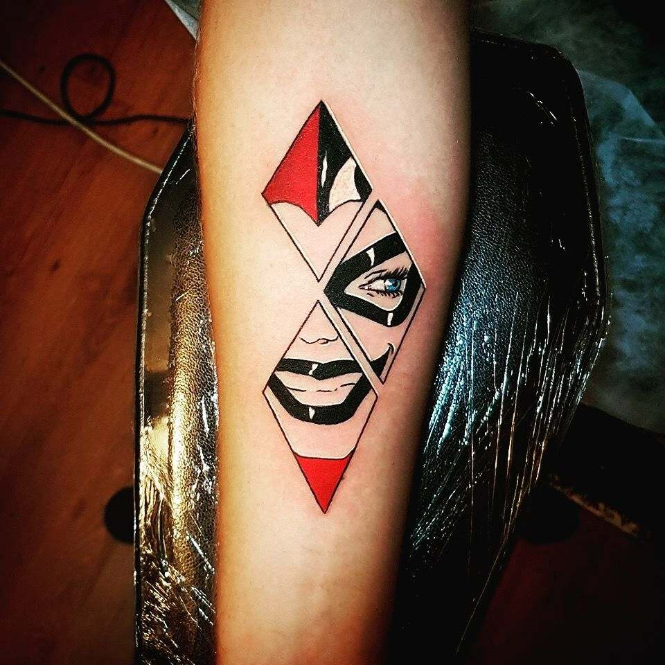 20+ Best Harley Quinn Tattoo Designs with Ideas and Meanings - Body Art Guru