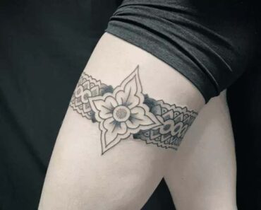 110 Alluring Garter Tattoo Designs with Meanings and Ideas - Body Art Guru